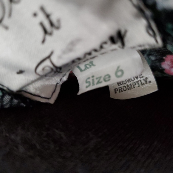 Vintage Prairie Costume Adult Size 5/6 Small 2 Piece with Belt - Picture 9 of 9